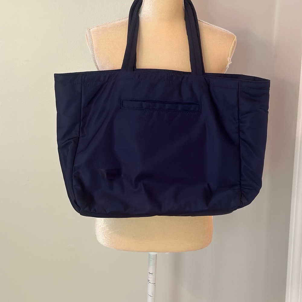 NWOT: Vera Bradley Navy Blue Tote Bag - Picture 2 of 14